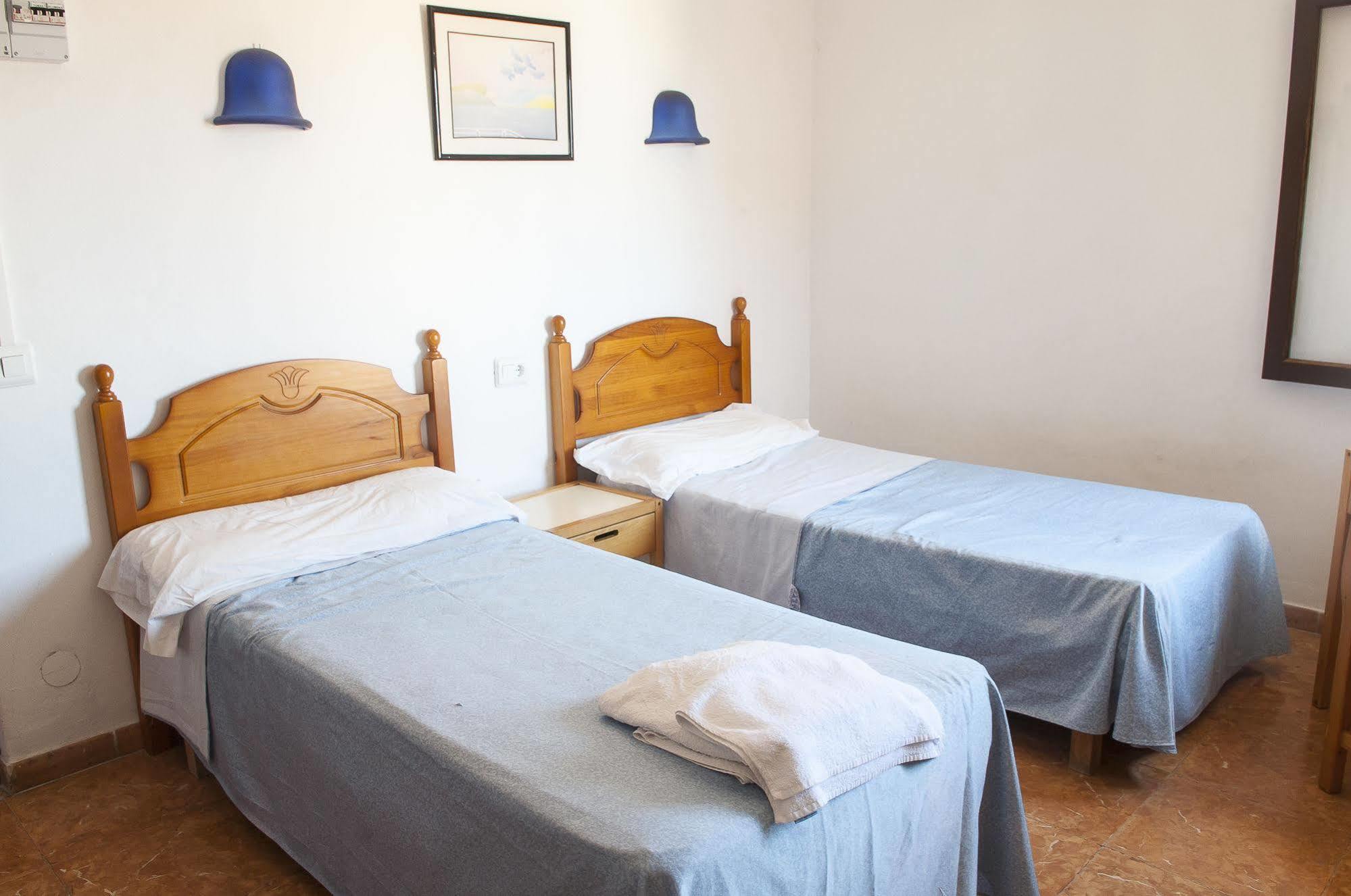 Surfing Concept Hostel Cala Ratjada  Eksteriør bilde